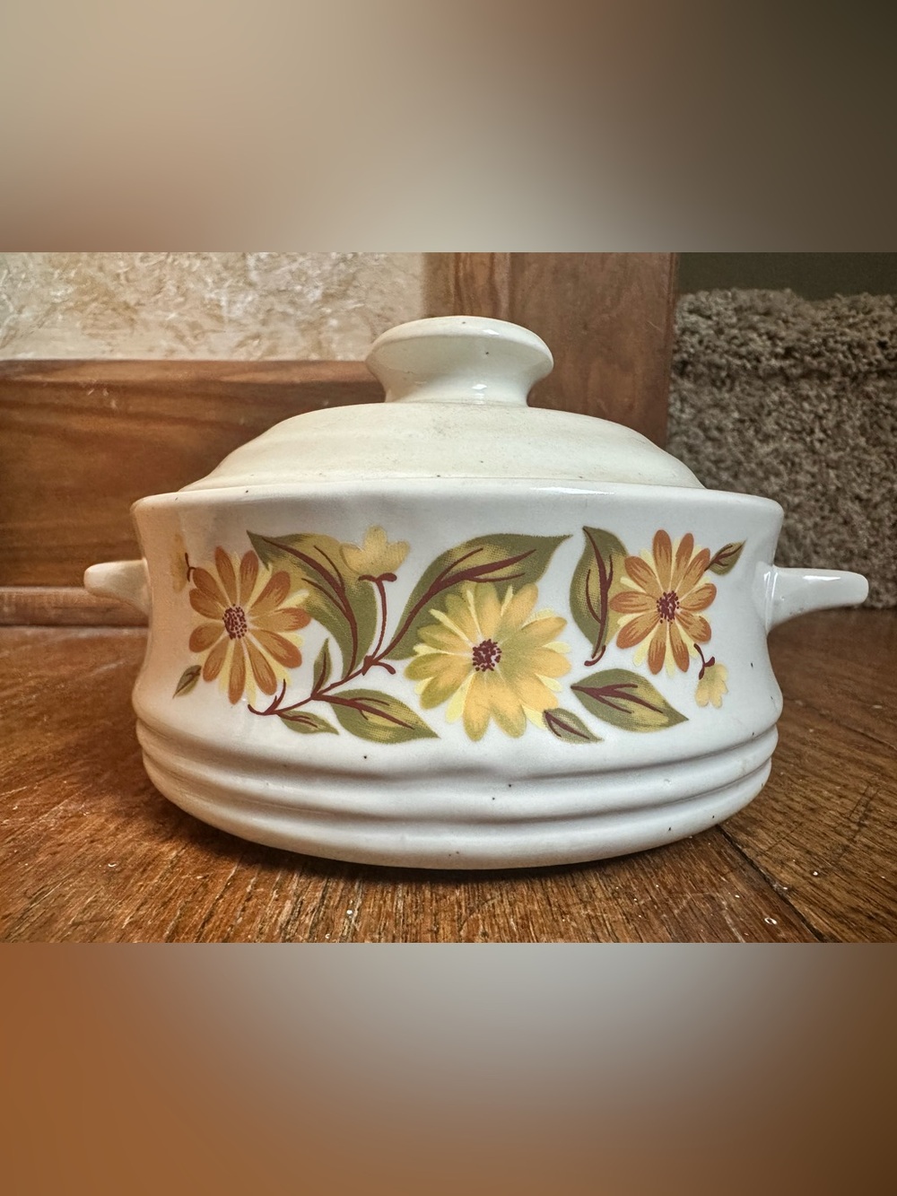 Vintage Floral Capri Bake Serve’n Store Stoneware “Sweet Flowers” Casserole 8”